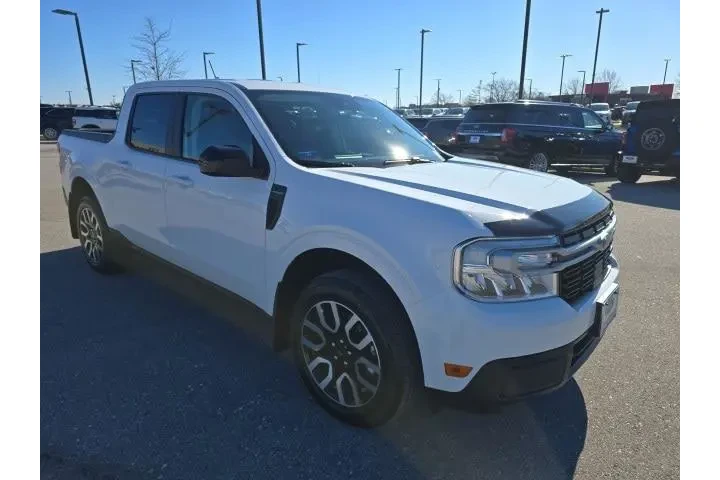 $32900 : Ford Maverick 2024 Lariat 4d image 7