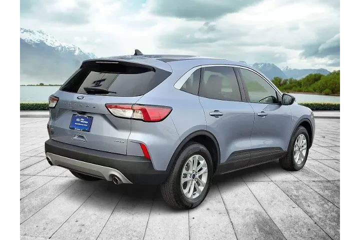 $21997 : Ford Escape 2022 AWD SE 4dr image 6