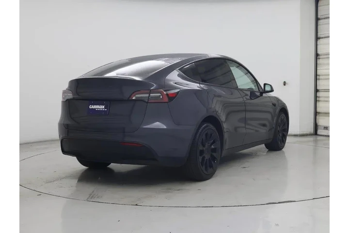 $31998 : Tesla Model Y 2022 AWD Long image 8