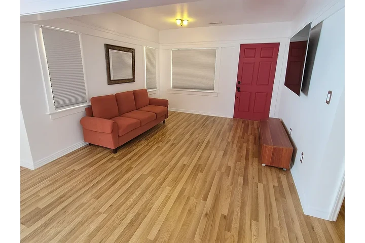 $800 : Single home ready to move in image 5