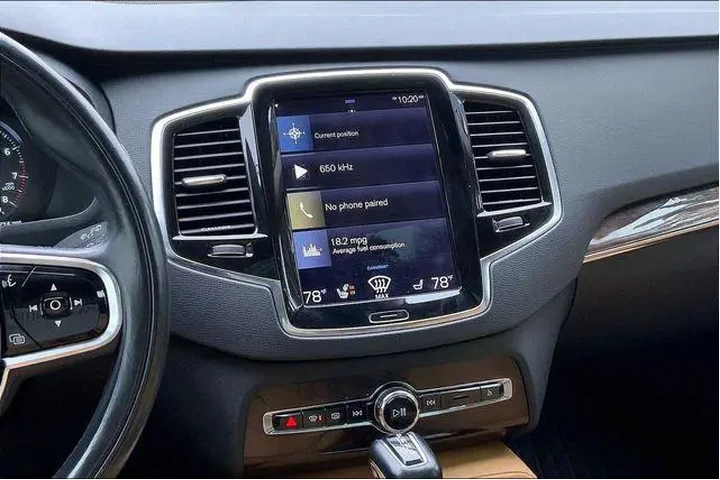 $17985 : Volvo XC90 2016 AWD T6 Momen image 6