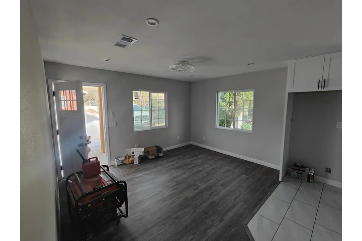 $800 : Beautiful ..San Bernardino, CA image 2