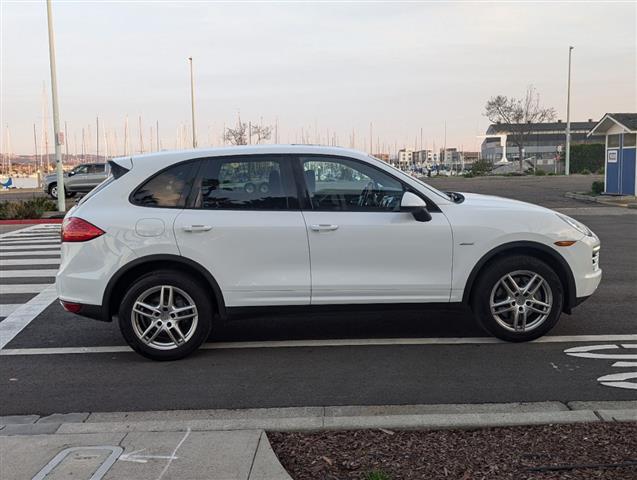 $13988 : 2013 Cayenne Diesel image 5