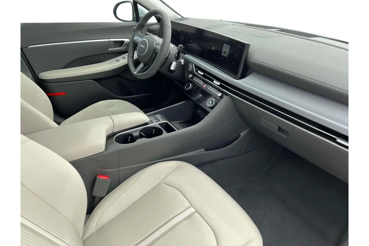 $28575 : Hyundai SONATA 2025 SEL 4dr image 4