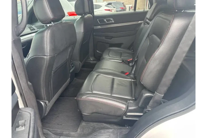 $13995 : 2016 Explorer Sport image 10
