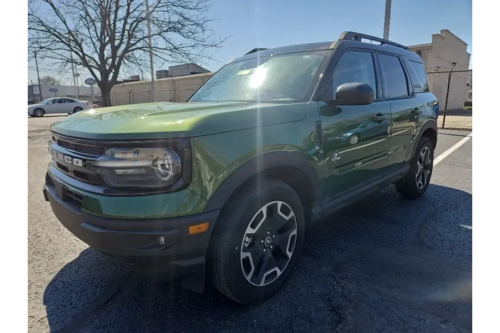 $27848 : Ford Bronco Sport 2024 AWD O image 4