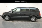 $5900 : Chrysler Town and Country 20 thumbnail