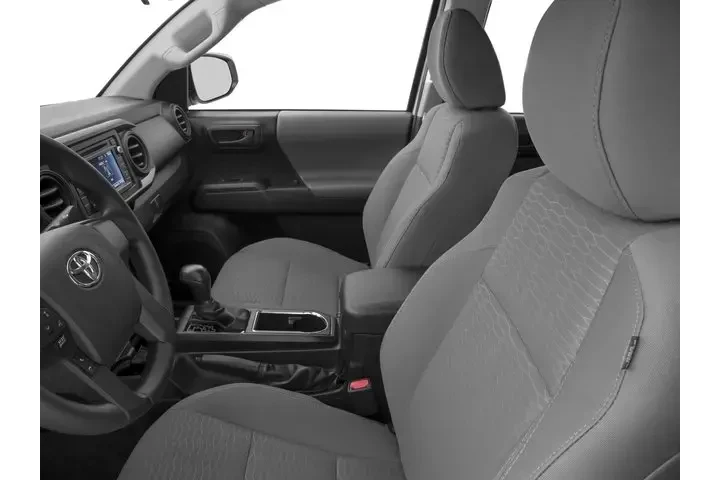 Toyota Tacoma 2016 4x4 SR V6 image 9