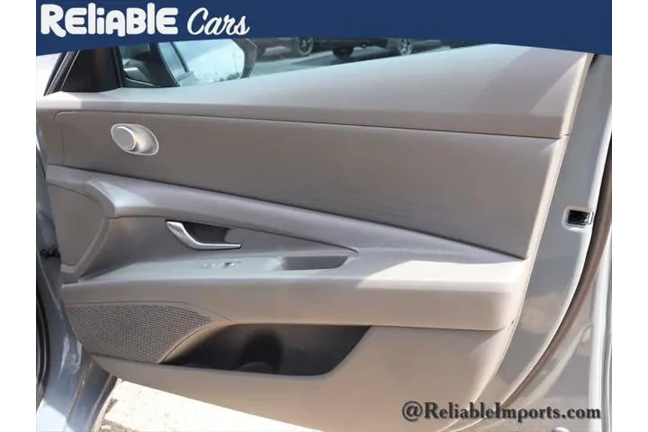 $19998 : Hyundai ELANTRA 2022 SEL 4dr image 9