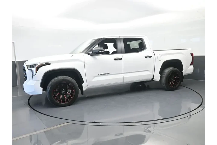 $39999 : Toyota Tundra 2024 4x2 SR5 4 image 2