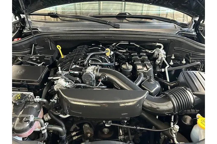 $31800 : Dodge Durango 2023 AWD GT 4d image 2