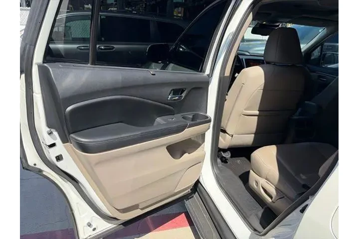 $24326 : Honda Pilot 2016 AWD Elite 4 image 3