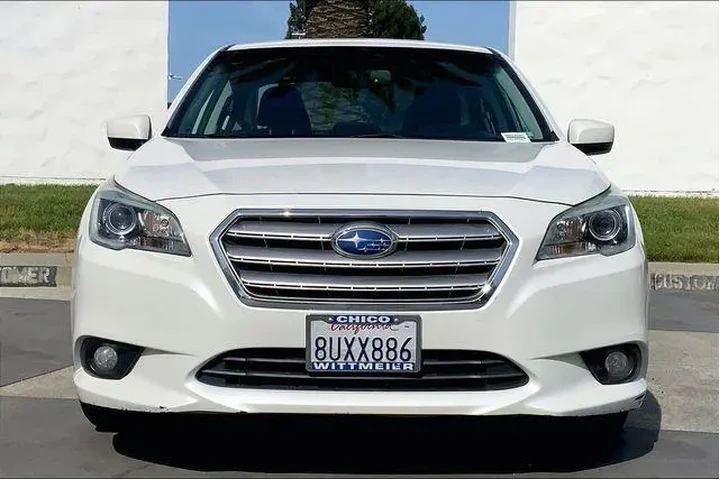 $11985 : Subaru Legacy 2016 AWD 2.5i image 3
