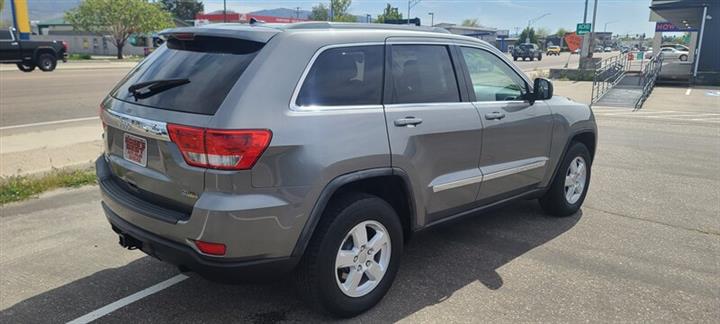 $9999 : 2012 Grand Cherokee Laredo SUV image 7