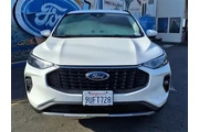 $25999 : Ford Escape Plug-In Hybrid 2 thumbnail