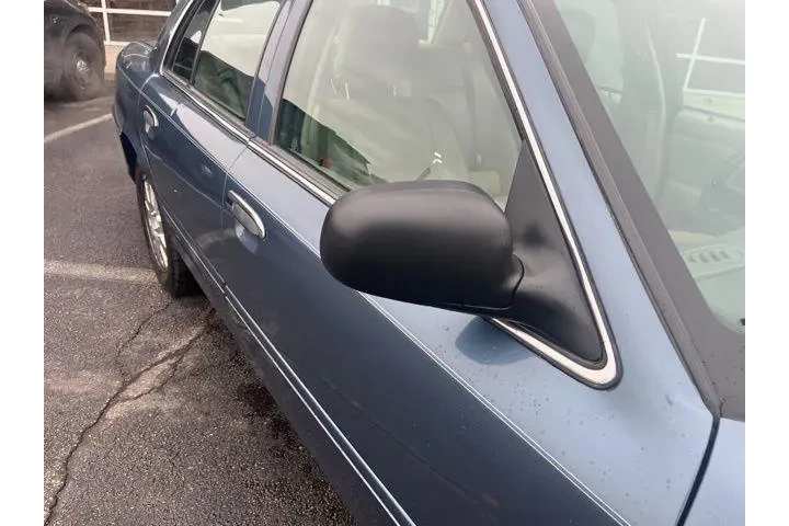 $4995 : Ford Crown Victoria 2008 LX image 3