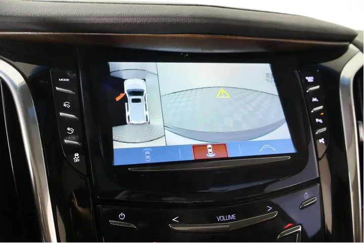 $32999 : Cadillac Escalade 2017 4x4 P image 6