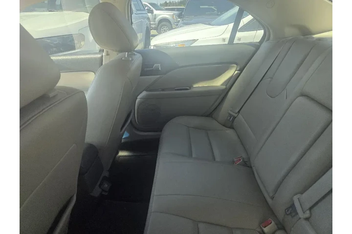 $10950 : Ford Fusion Hybrid 2011 4dr image 8