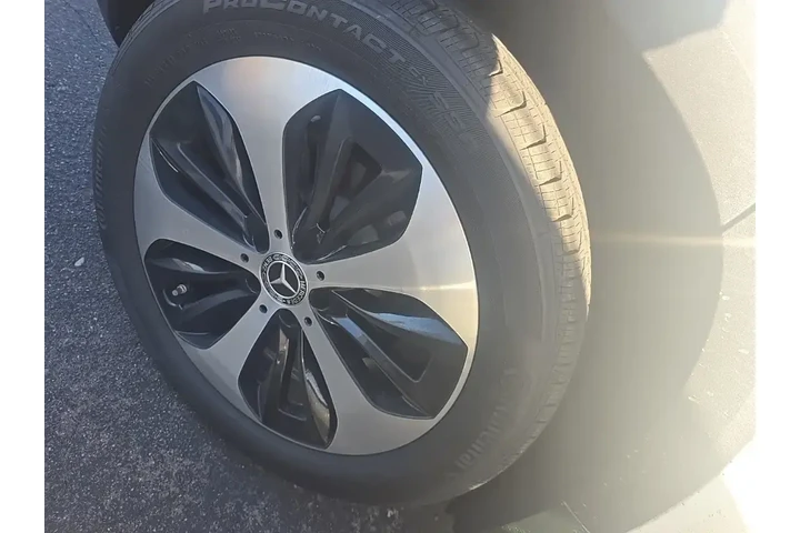 Mercedes-Benz GLB 2024 GLB 2 image 10