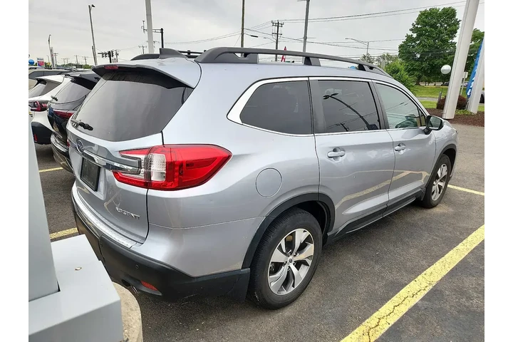 $30249 : Subaru Ascent 2023 AWD Premi image 6