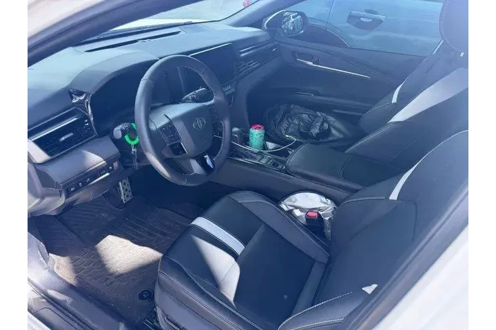 $32603 : Toyota Camry 2025 AWD SE 4dr image 2