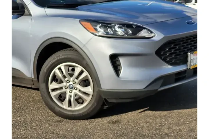 $18888 : Ford Escape 2022 AWD S 4dr S image 9