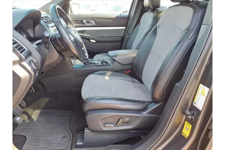 $10498 : Ford Explorer 2017 XLT 4dr S image 9