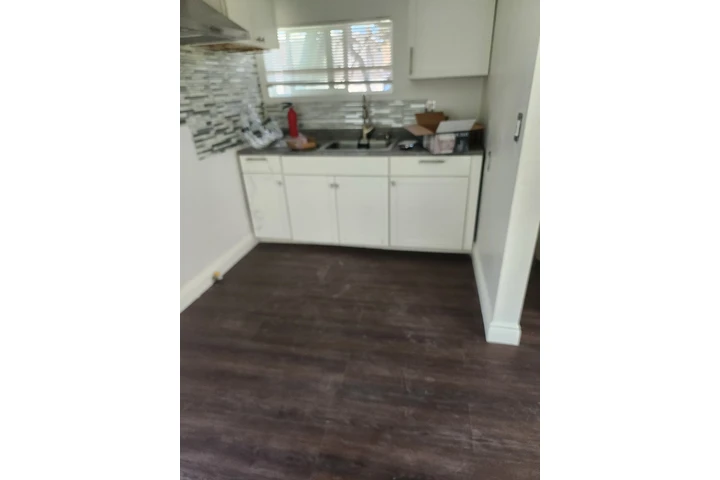 $2650 : Casa de renta 2 recámaras image 1