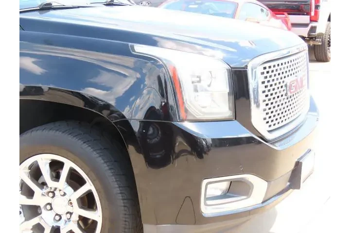 $16999 : GMC Yukon 2017 4x2 Denali 4d image 5