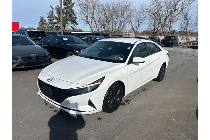 $15900 : Hyundai ELANTRA 2021 SEL 4dr image 8
