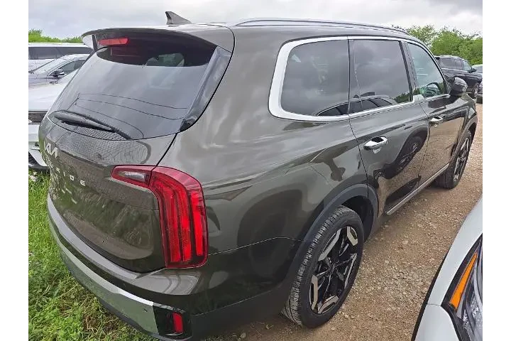 $38178 : Kia Telluride 2025 AWD S 4dr image 3