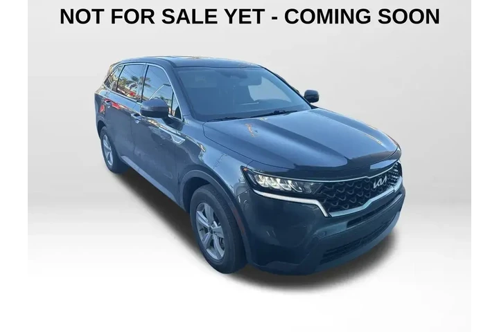 $22335 : Kia Sorento 2023 LX 4dr SUV image 1