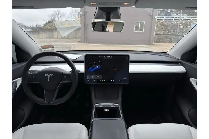 $24995 : Tesla Model Y 2021 AWD Long image 9