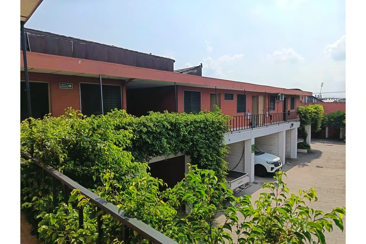 $120000 : Vendo propiedad y negocio image 2