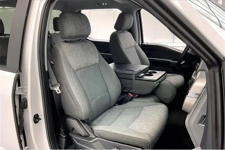 $17990 : Ford F-150 2021 4x4 XLT 4dr image 7