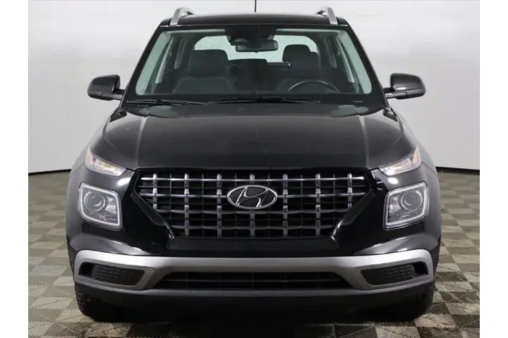 $16169 : Hyundai VENUE 2023 SEL 4dr C image 9