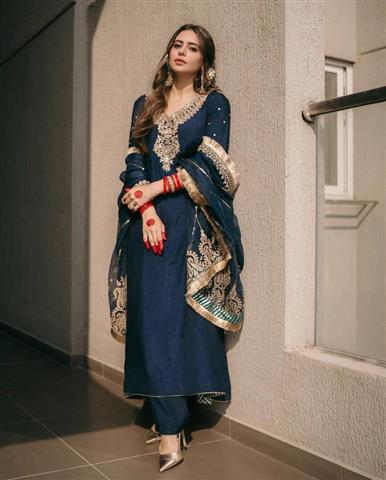 $25 : Plus Size Salwar Suit Mirraw image 1