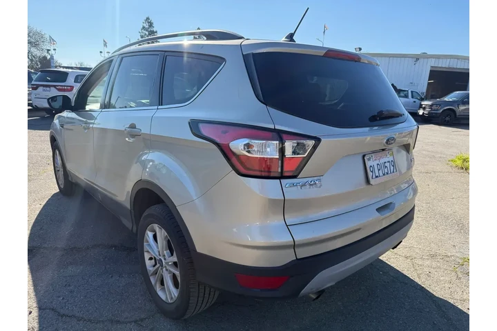 $12700 : Ford Escape 2018 AWD SE 4dr image 3