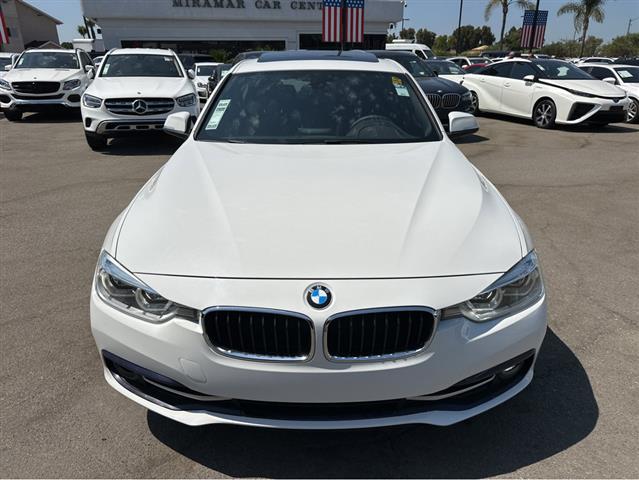 $20777 : 2018 3 Series 330i xDrive image 3