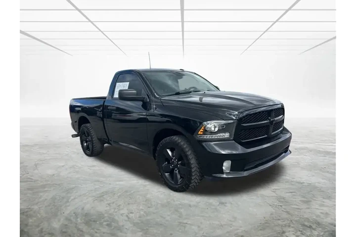 $12835 : Ram 1500 2014 4x2 Express 2d image 2