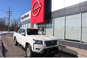 Nissan Frontier 2022 4x4 SV en Long Island