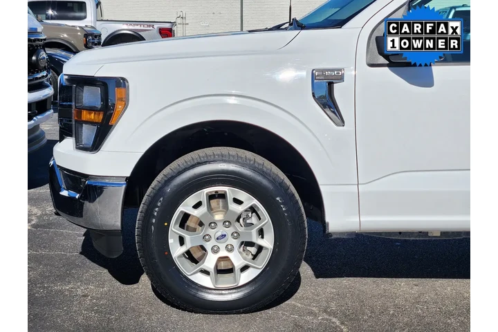 $37559 : Ford F-150 2023 4x4 XLT 4dr image 9