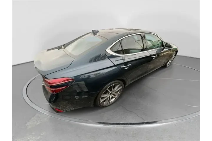 $29995 : Genesis G70 2025 2.5T Standa image 8