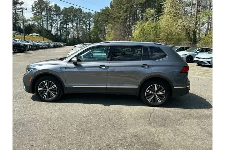$21991 : Volkswagen Tiguan 2024 Wolfs image 8