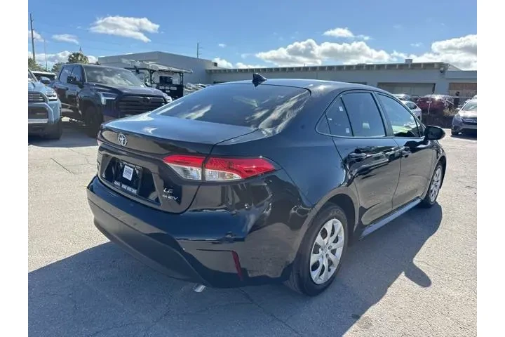 $20988 : Toyota Corolla Hybrid 2025 image 3