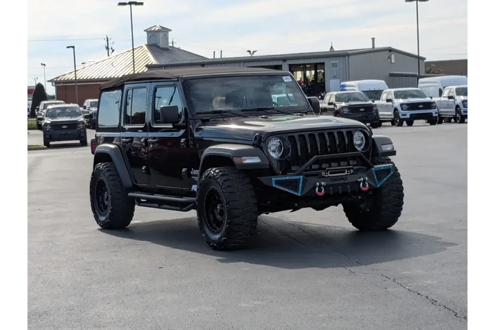 $28420 : Jeep Wrangler Unlimited 2021 image 1