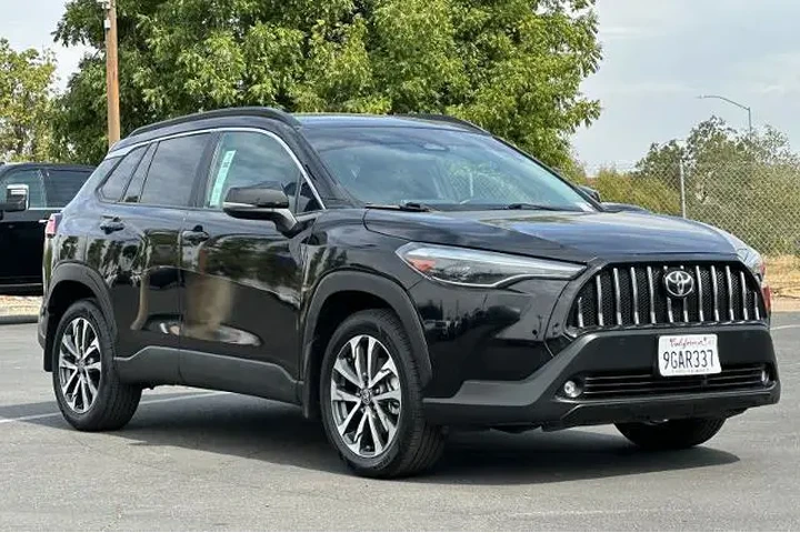 $21000 : Toyota Corolla Cross 2023 AW image 9