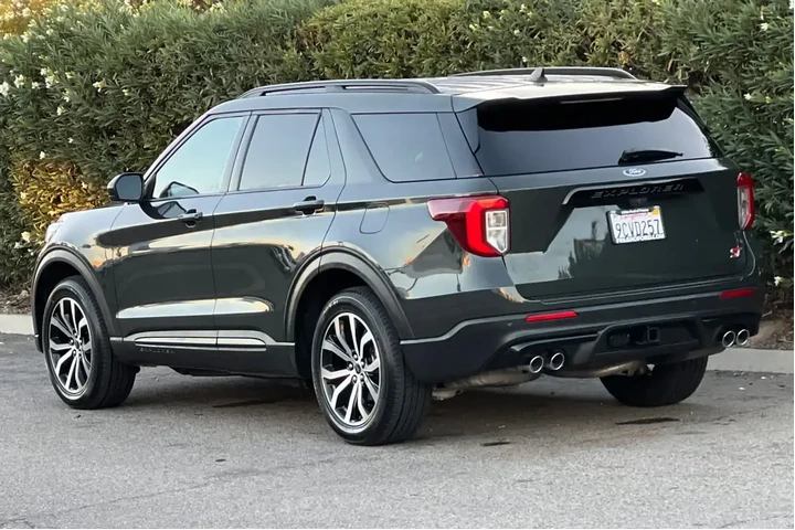 $36998 : Ford Explorer 2022 AWD ST 4d image 7