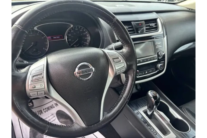 $11999 : 2018 Altima 2.5 SL image 10