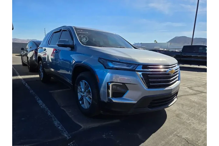 $27991 : Chevrolet Traverse 2023 LT C image 1